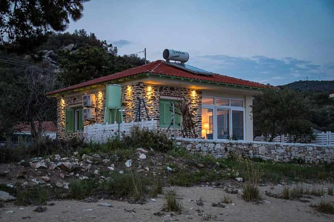 House Kokkalas On The Beach Пиргадикия Экстерьер фото